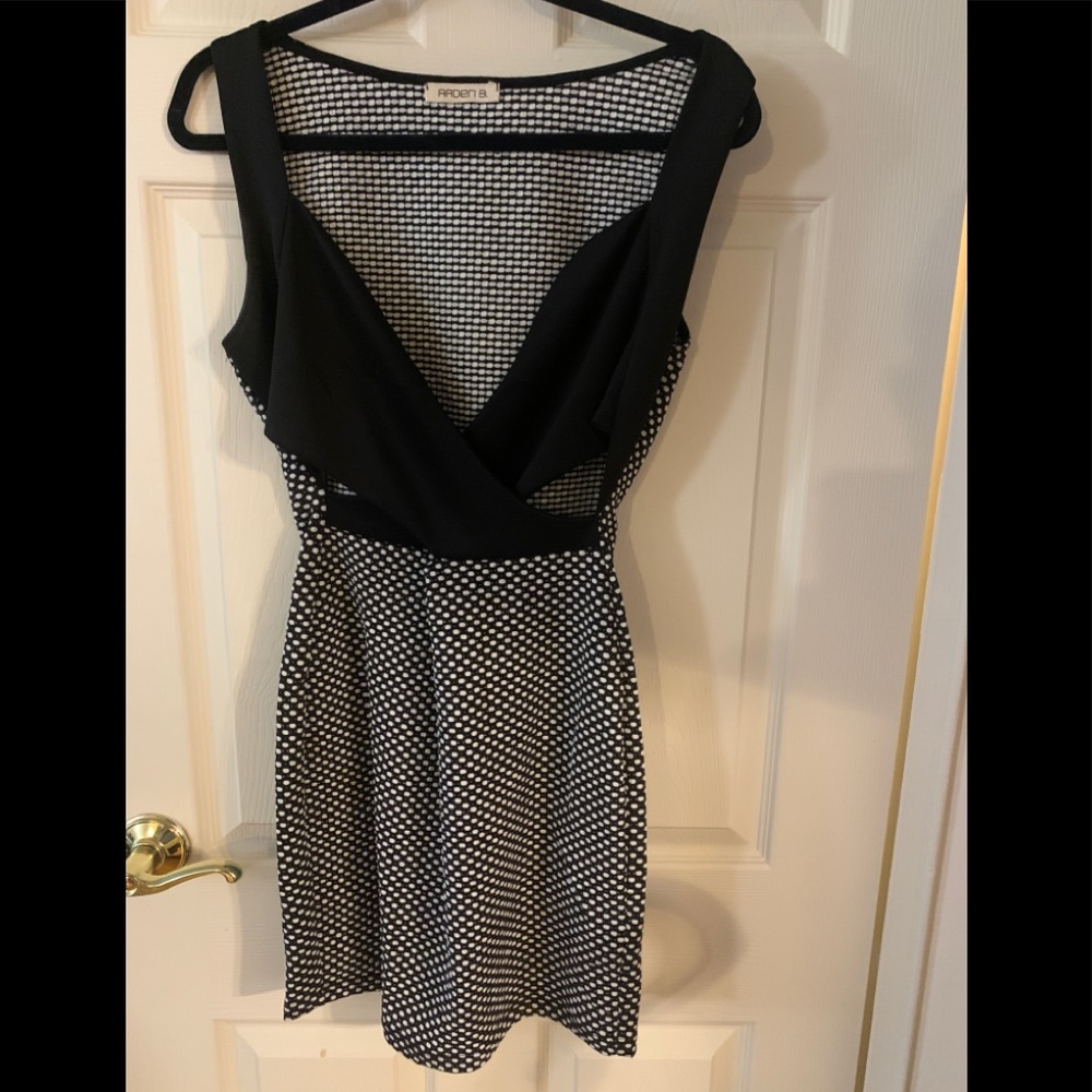 Black and White Cut Out Large Bodycon Dress